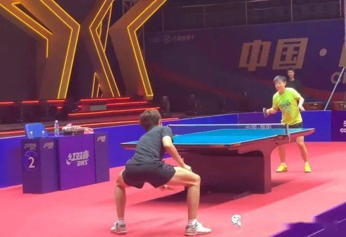 学校将每年 学校将每年